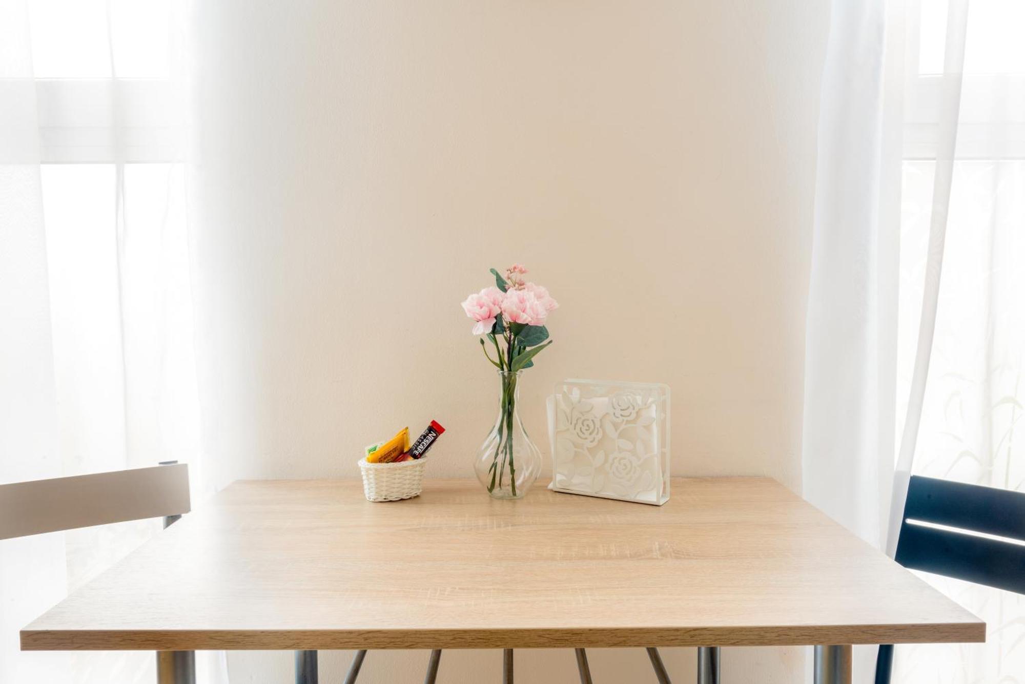 Cozy Modern Apartment Astoria Magic Orange Old Town Cracovie Extérieur photo